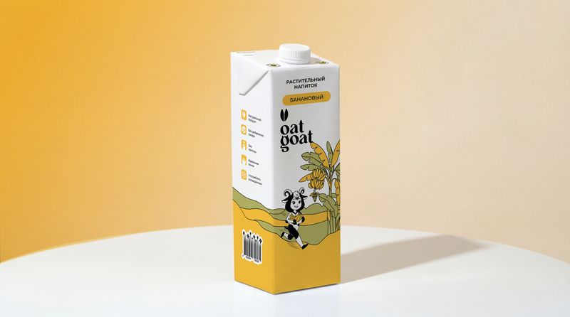 Упаковка OatGoat — банановый напиток